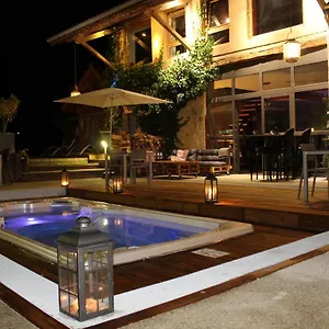 Couette-café Lili Paradis, Saint-Savin (Isere)